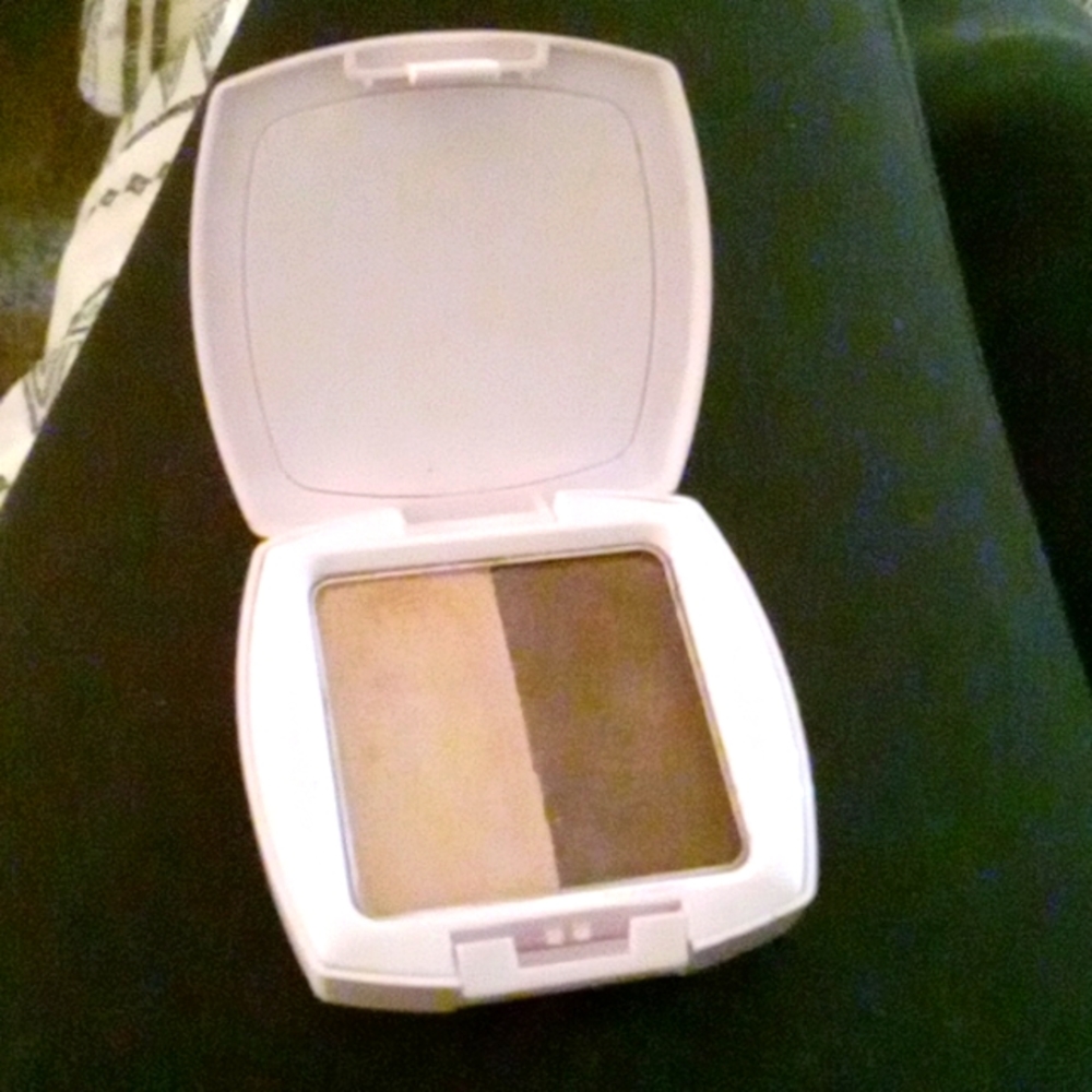 SERIOUS COLOUR EYE SHADOW DUO